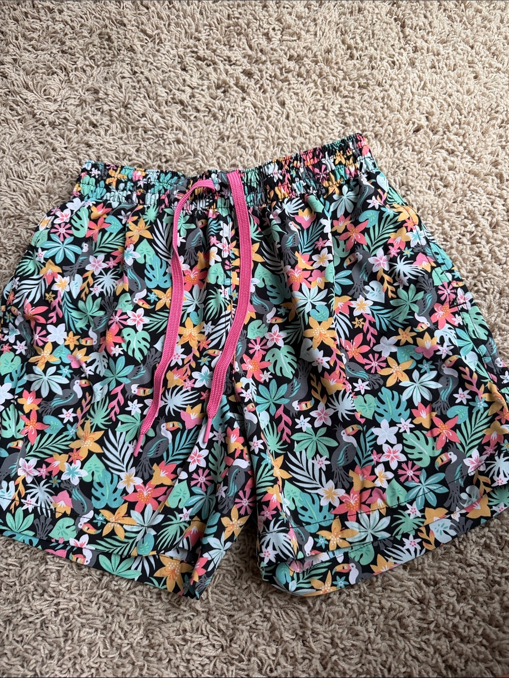 Chubbies Tropical Floral Drawstring Swim Shorts - 5.5” inseam